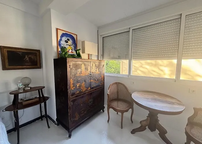 Апартаменты Sunny Waves - 2 Rooms,