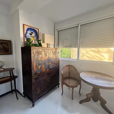 Апартаменты Sunny Waves - 2 Rooms,