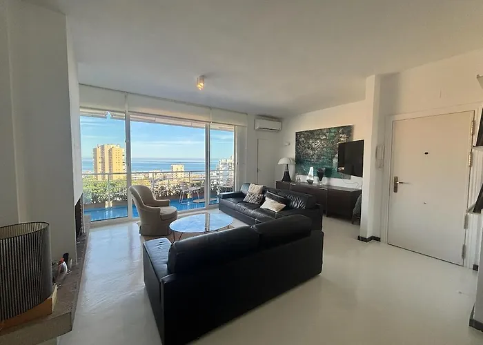 Sunny Waves - 2 Rooms, Apartament