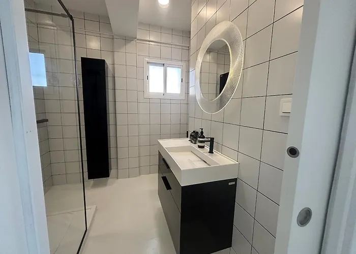 Sunny Waves - 2 Rooms,