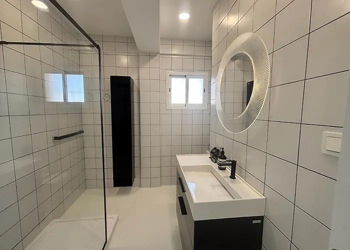 Sunny Waves - 2 Rooms,